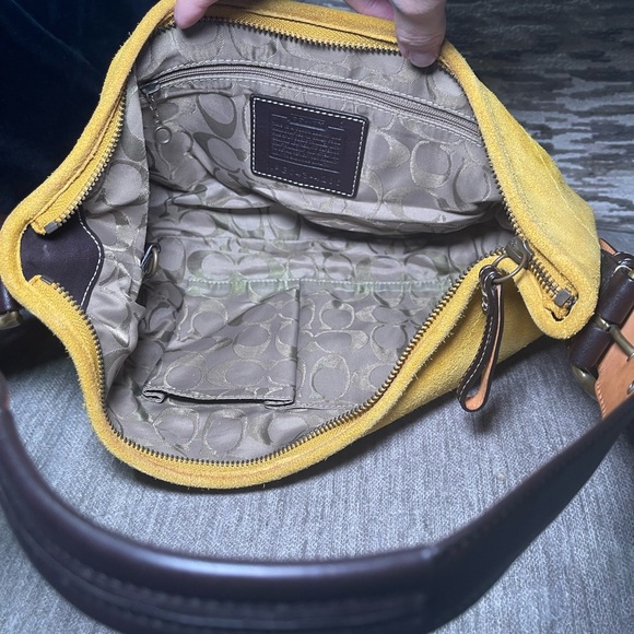 Coach Vintage Soho Hobo Shoulder Bag - Picture 5 of 12